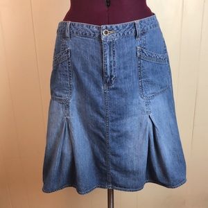 Vintage 90s Style Y2K Twirly Denim Skirt 14 Fall Fashion Festival Grunge